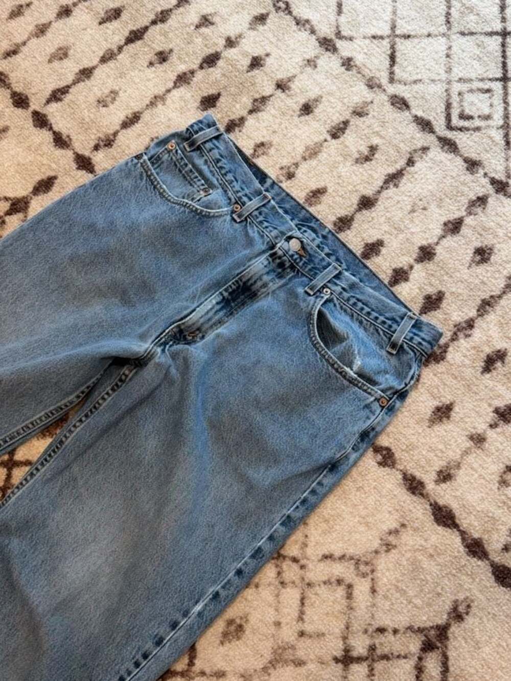 Vintage Levi's 550 Relaxed Fit Jeans Size 38x32 Made in USA